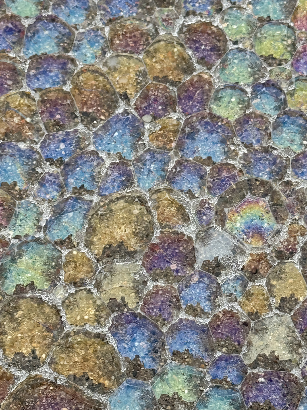 Snow on bubbles
