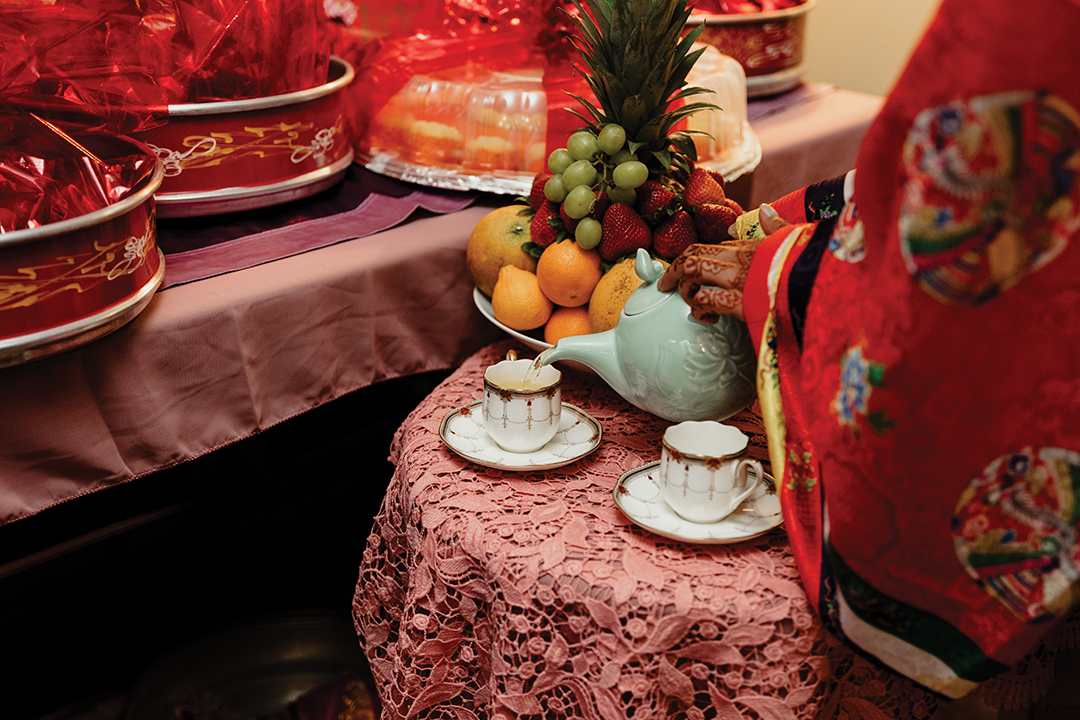 Quynh-Huong Van’s parents welcomed around 100 guests into their home for the tea ceremony, which was followed by a lively sangeet, a prewedding celebration with singing and dancing.