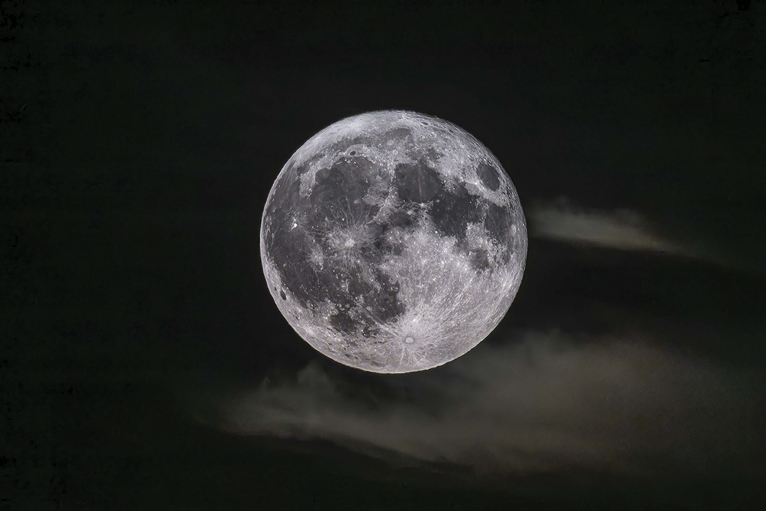 August Super Moon by Jim Vogl